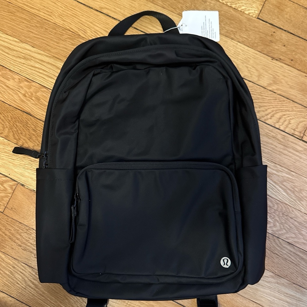 NWT lululemon everywhere backpack